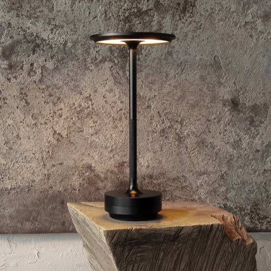 Table Led Lamp, black aluminum, designed by Nao Tamura, crafted by @ambientec, genuine Japanese, suitable as luxury gift for home, office, restaurant and hotel. Lighting creates the magic mood. Lampa de masa led in aluminiu negru, elegant  si pretios cad de lux. Se potriveste perfect in locuinta, birou, restaurant si hotel. De nelipsit and esti in cautare de o atmosfera elegante